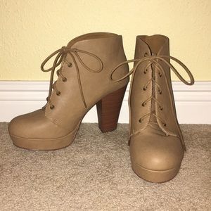 Lace-up platform heels